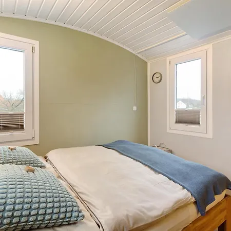 Nyaraló Tiny House Im Gruenen